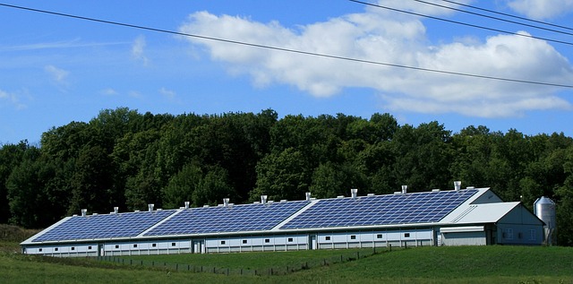 Kolektor słoneczny – Zrozumieć działanie i korzyści wykorzystania energetics solarnych w domu