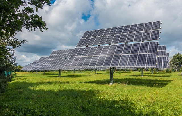 Falownik fotowoltaiczny – Klucz do wydajnego systemu energii słonecznej