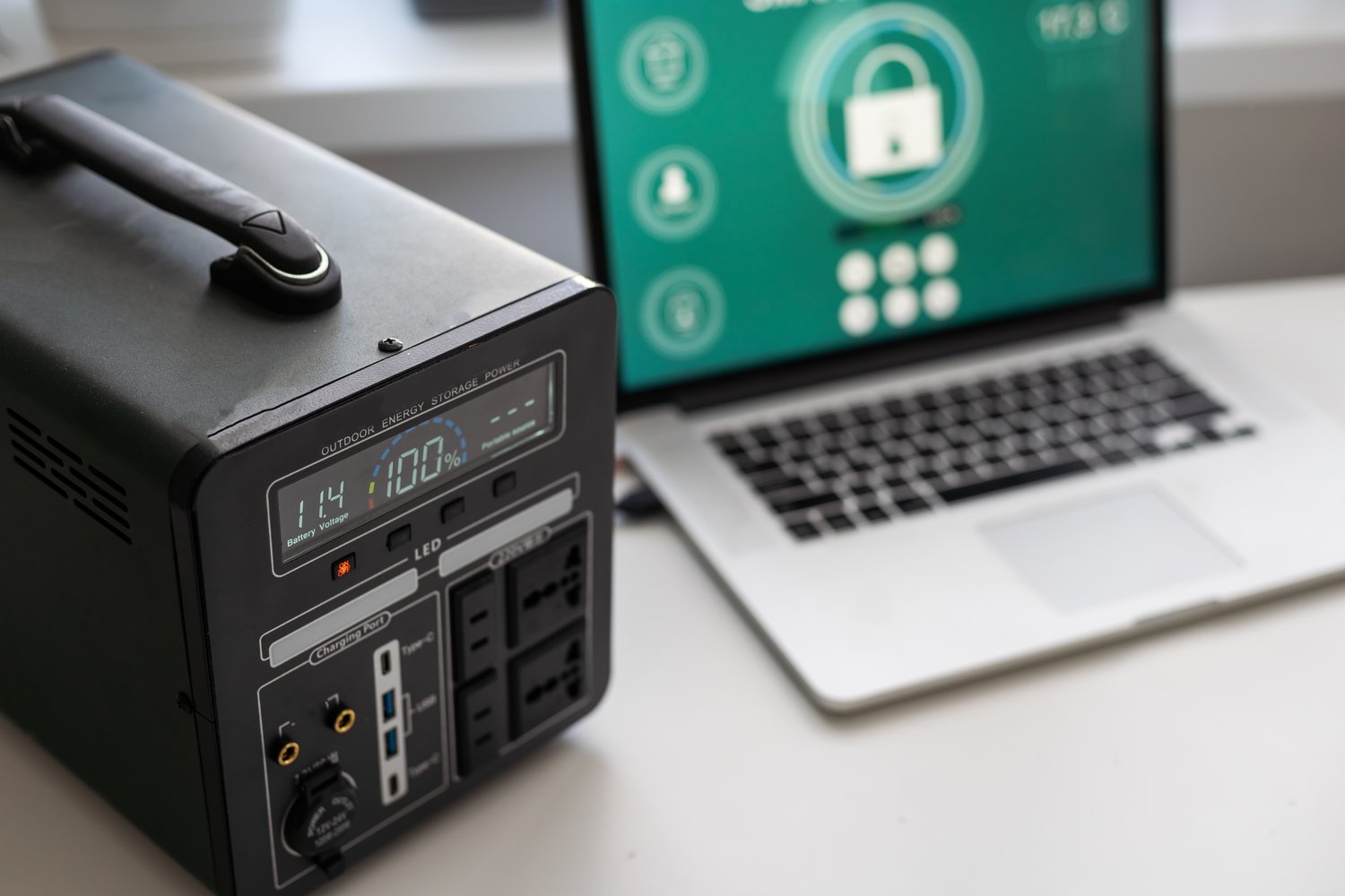 Cyberbezpieczeństwo w instalacjach elektrycznych – trendy i zagrożenia