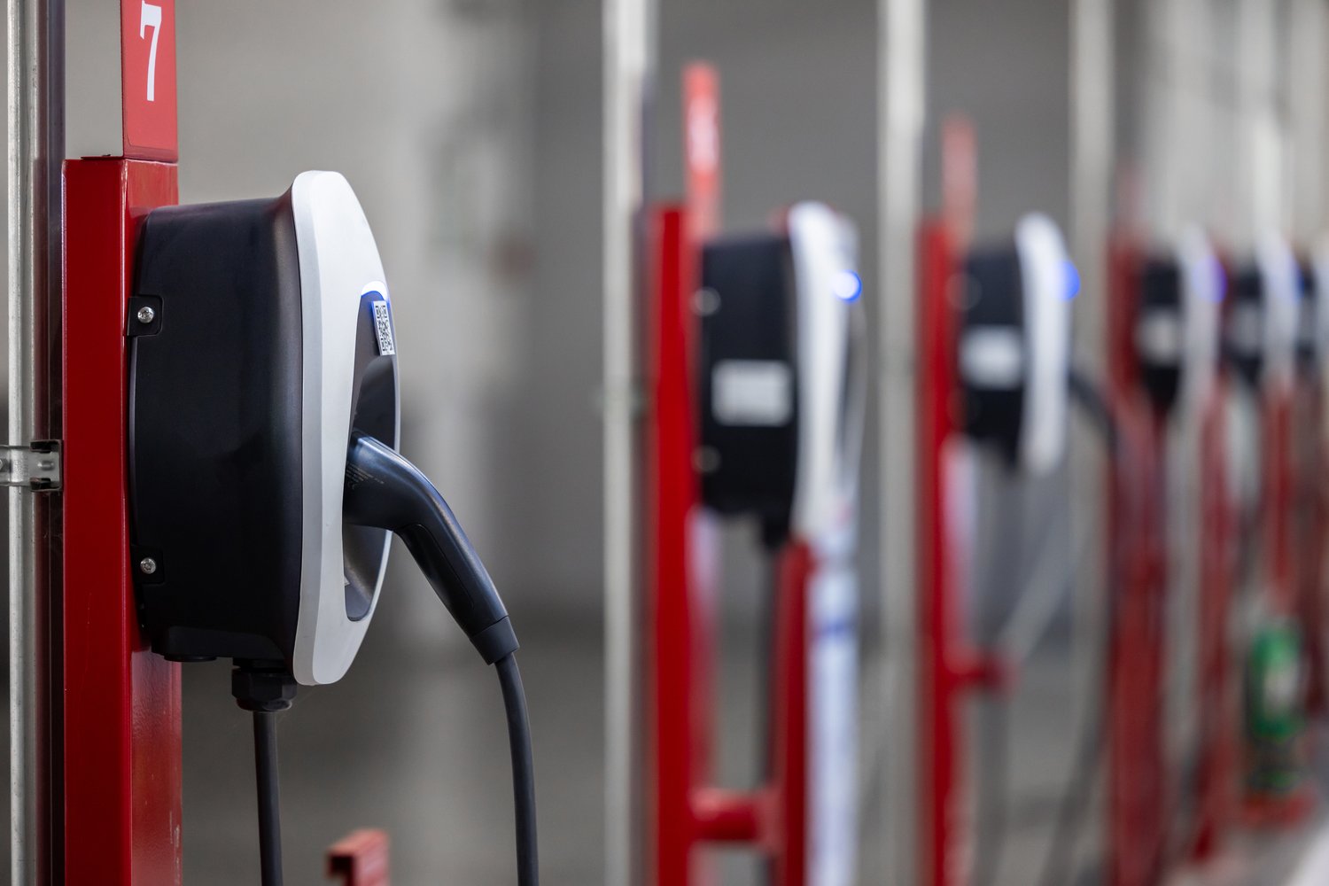 Elektromobilność w budownictwie – projektowanie infrastruktury ładowania