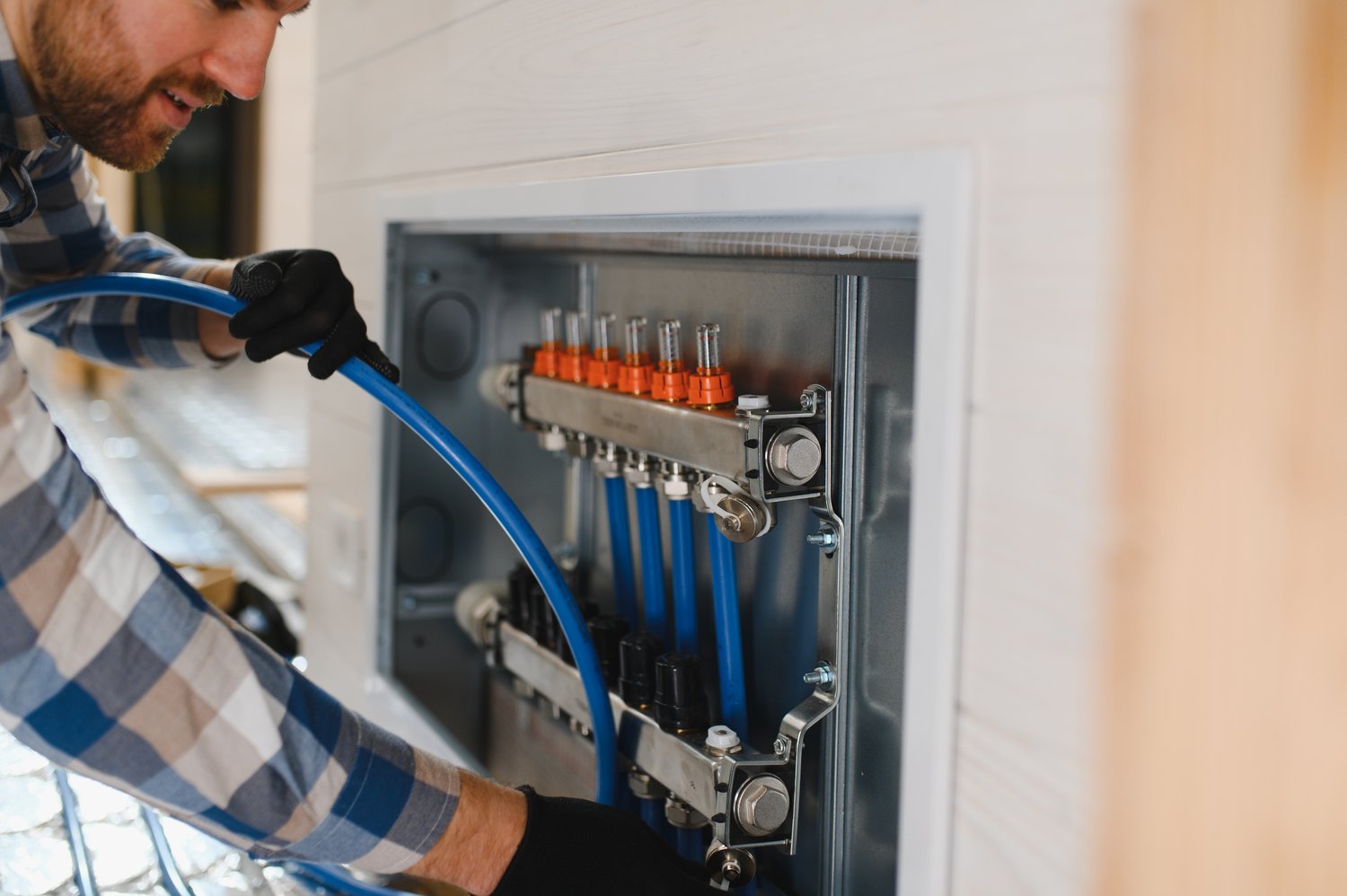 Kiedy warto wymienić instalację elektryczną w domu?