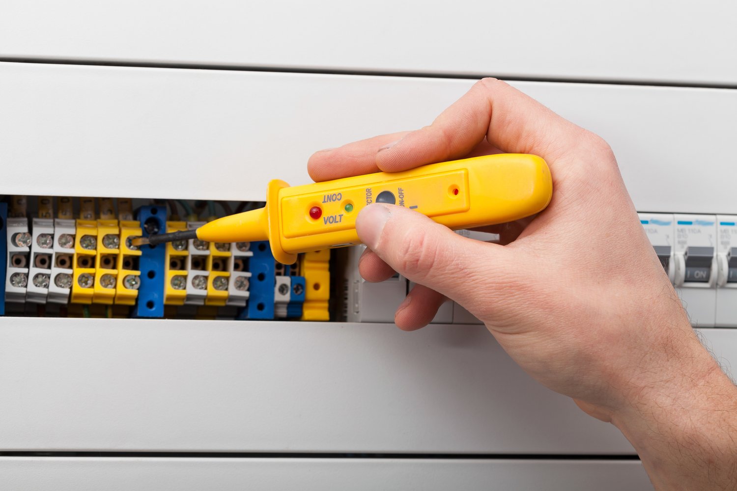 Kompleksowy przewodnik po kłódkach energetycznych dla rozdzielni elektrycznych