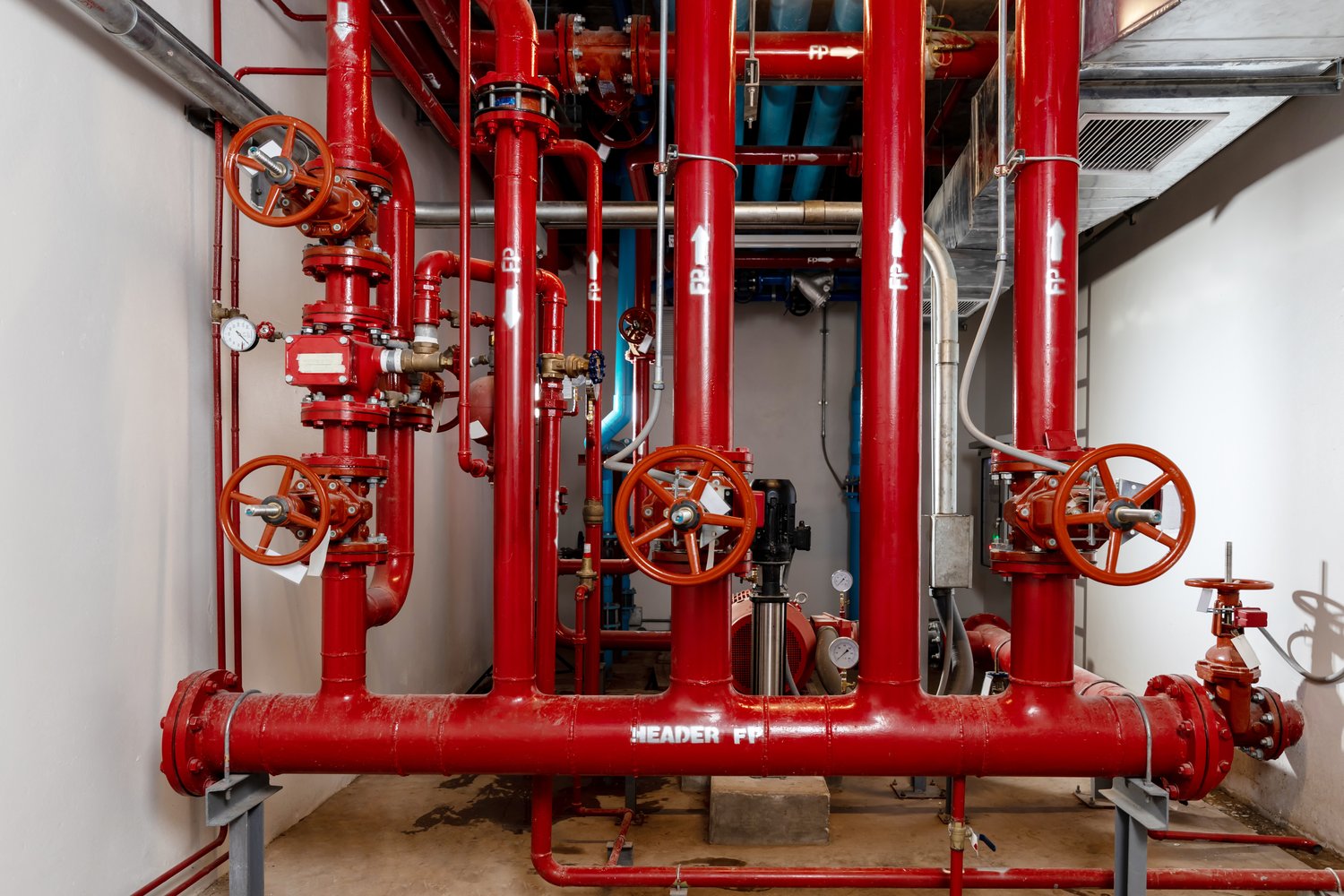 Jak wybrać odpowiednie rury i systemy grzewcze dla twojego domu