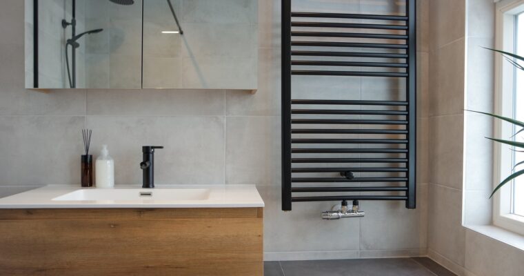 Wybór grzejników łazienkowych hermetycznych dla efektywnego ogrzewania